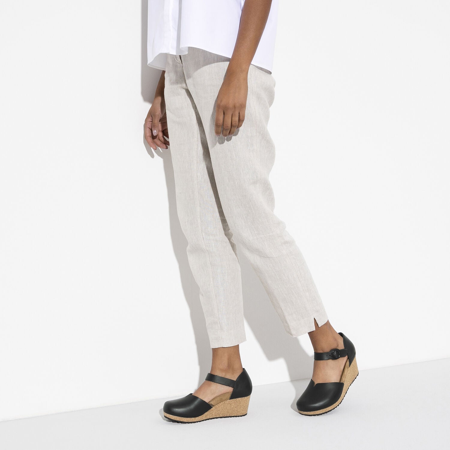 Birkenstock Mary Ring-Buckle Leather Sandal in Black