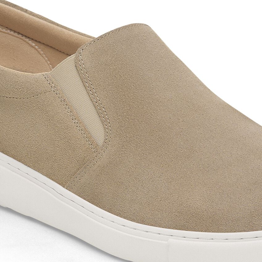 Birkenstock Women's Oswego Suede Leather in Taupe