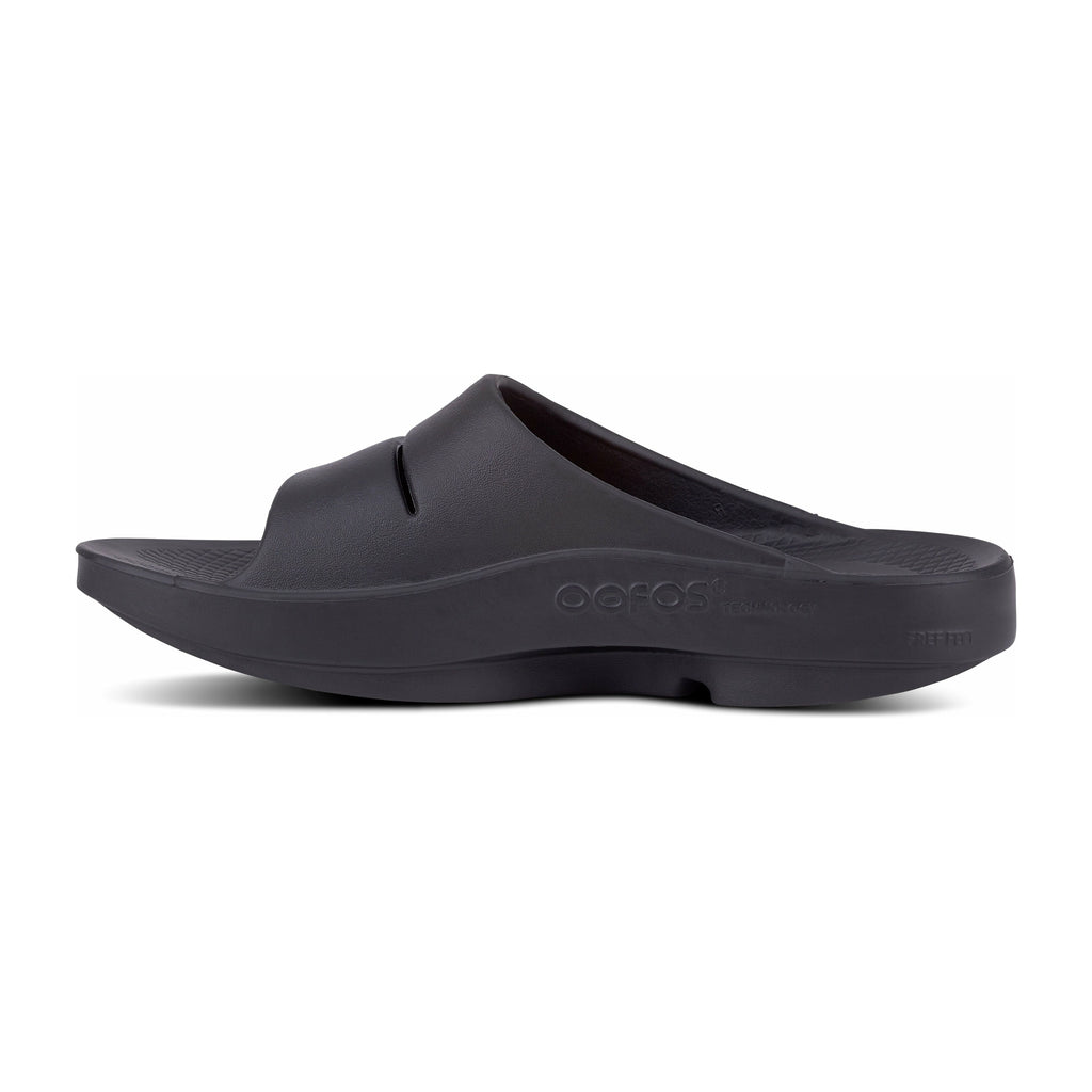 OOFOS Unisex Ooahh Slide Sandals in Black