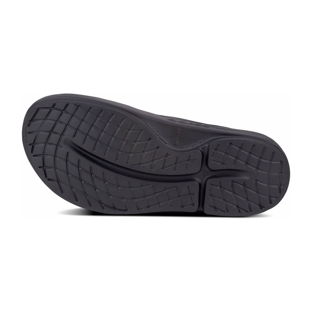 OOFOS Unisex Ooahh Slide Sandals in Black