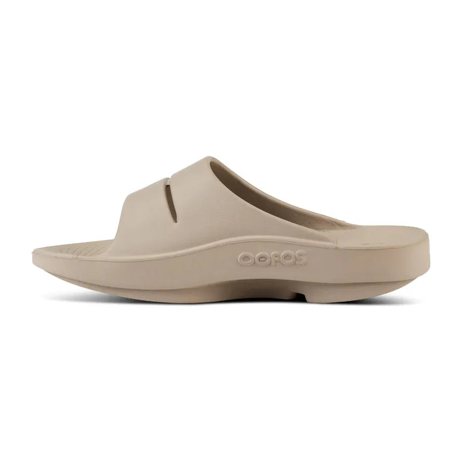 OOFOS Unisex Ooahh Slide Sandals in Nomad