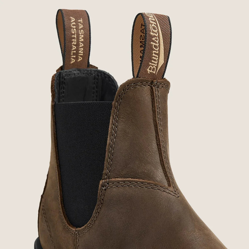 Blundstone Women's 1609 Classics Chelsea Boots in Antique Brown