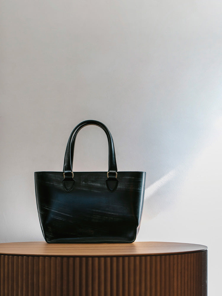 AVON(BRIDLE LEATHER) Tote Bag