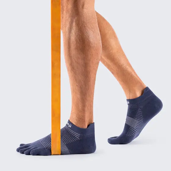 Injinji Men's Performance Run No Show Ultra Thin Sock in Navy