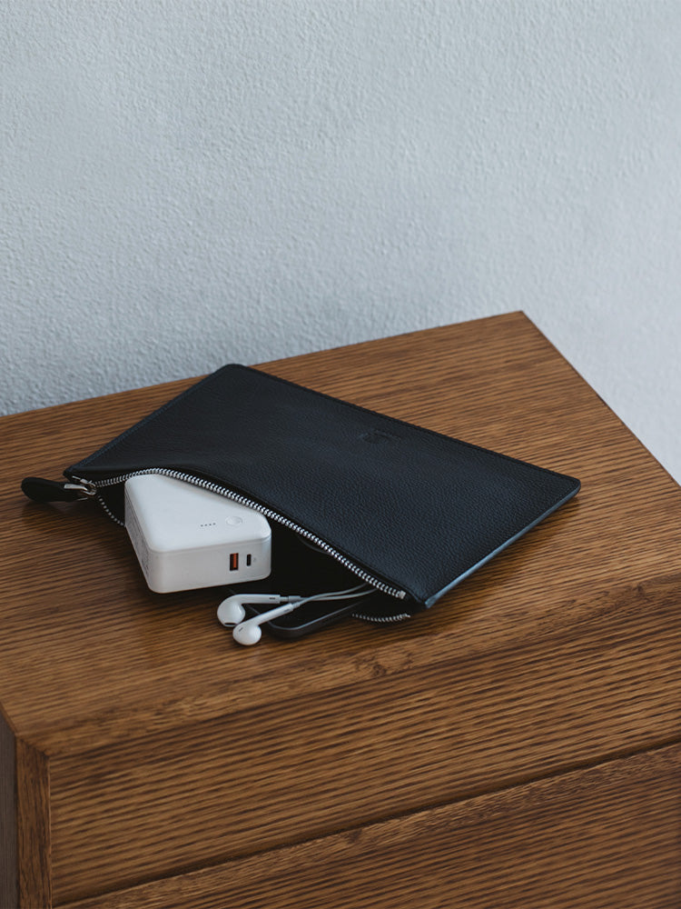 MATTE SHRINK Tech Pouch