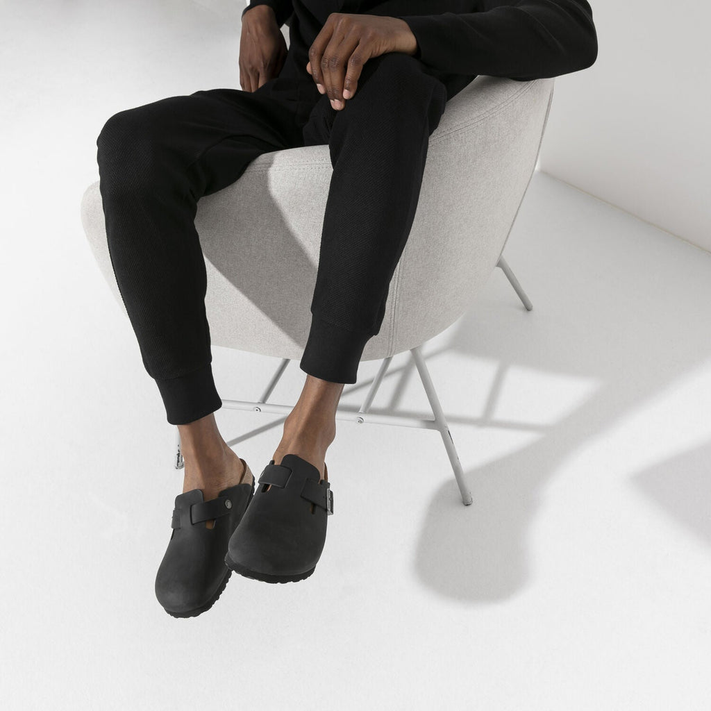 Birkenstock Boston Oiled Leather in Black