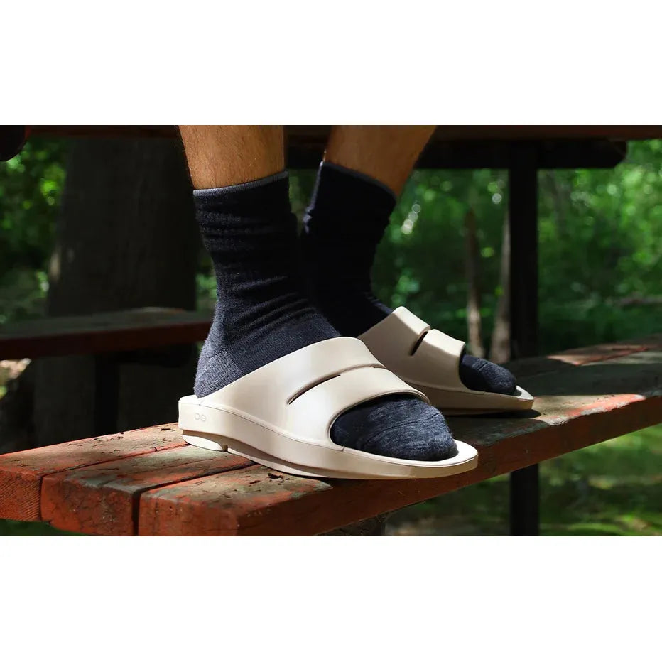 OOFOS Unisex Ooahh Slide Sandals in Nomad